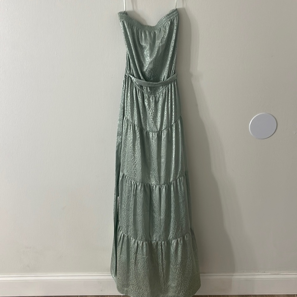 Women’s Strapless Maxi Dress